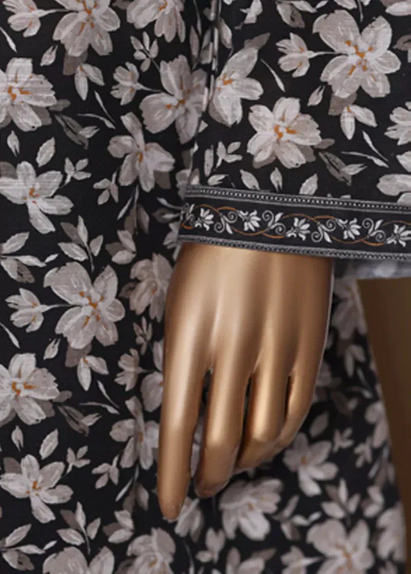 3 Piece Printed White & Black Khaddar Shirt with Trouser & Dupatta - Image 4